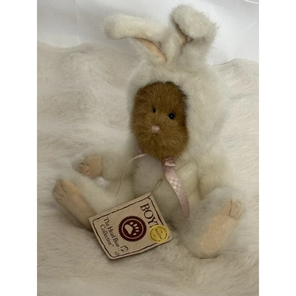 The Boyds Collection – Watson Master of Disguise Bunny EUC